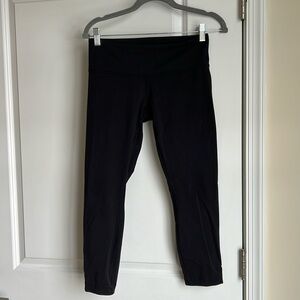 Lululemon Cropped Lowrise Luon Leggings